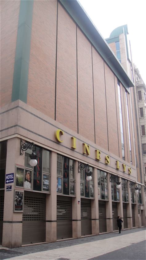 parking cine lys|Cines Lys